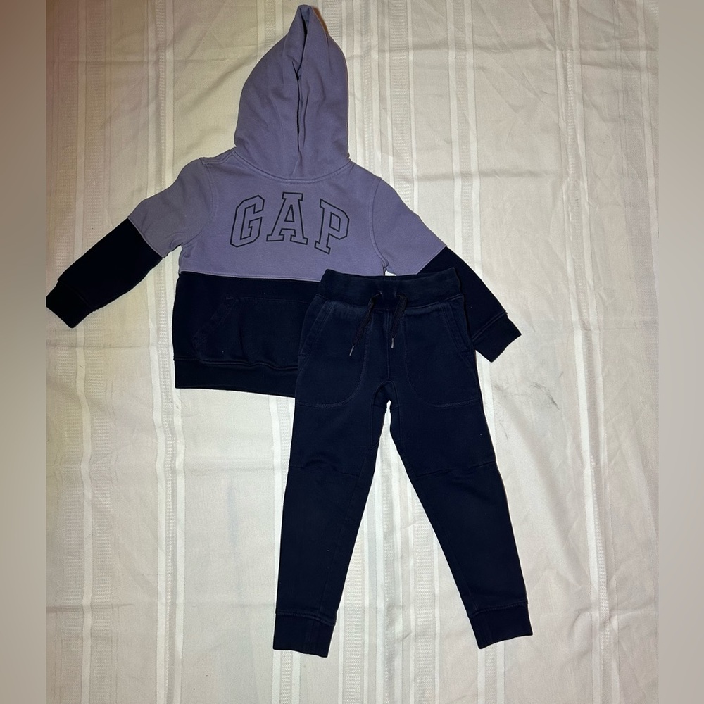 GAP Kids Purple and Blue Sweat Suit